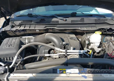 2019 Ram 1500 Classic Big Horn 4X4 5'7 Box из США, поврежденный, VIN 1C6RR7LT1KS689900